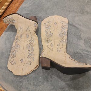 Glitter/Rhinestones Cowgirl Boots Embroidered Short Western